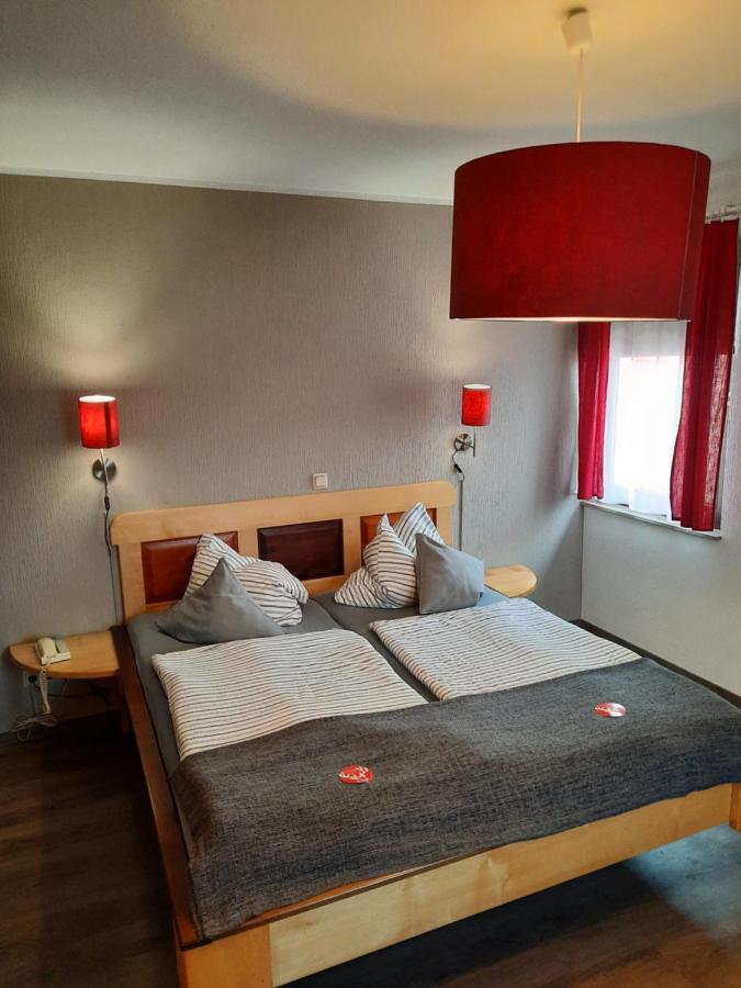 Landhotel Brauner Hirsch Kammerforst Экстерьер фото