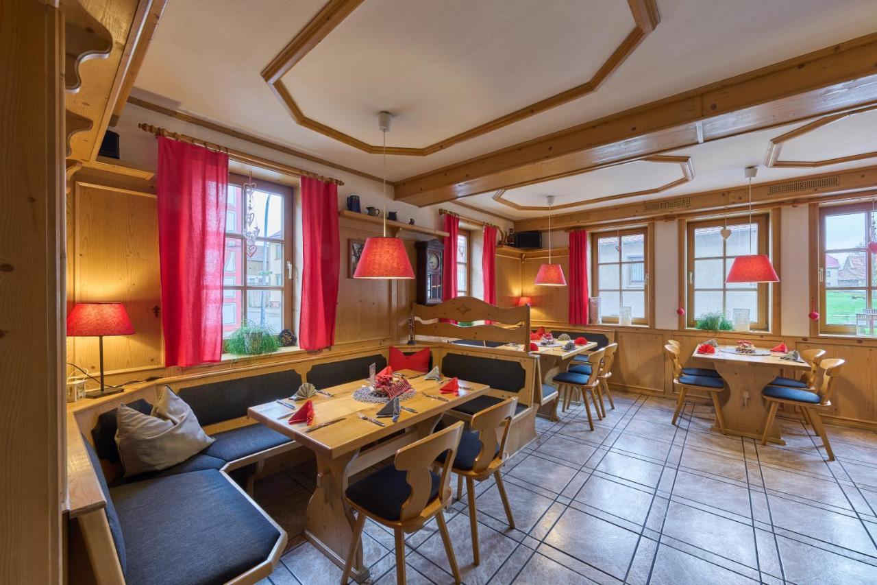Landhotel Brauner Hirsch Kammerforst Экстерьер фото