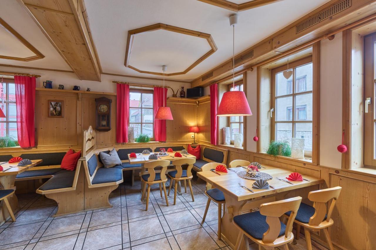 Landhotel Brauner Hirsch Kammerforst Экстерьер фото