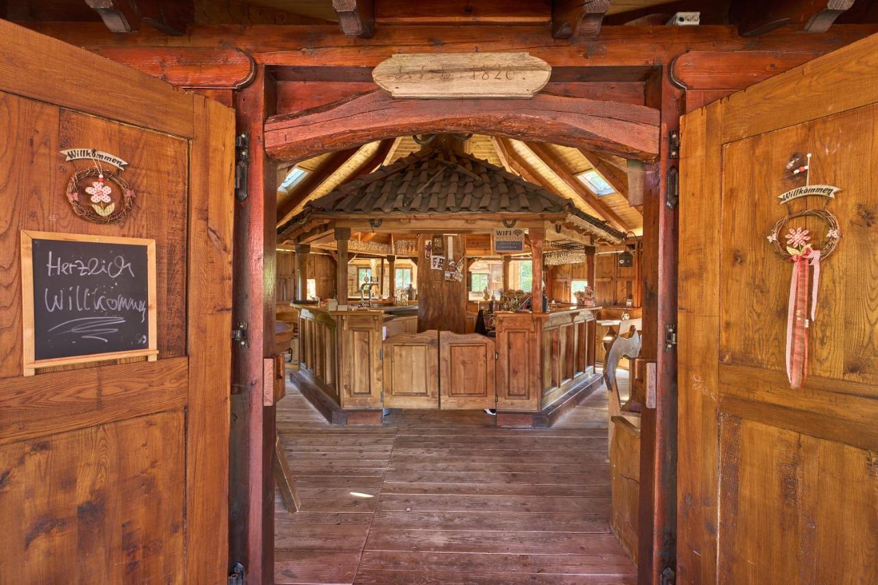 Landhotel Brauner Hirsch Kammerforst Экстерьер фото